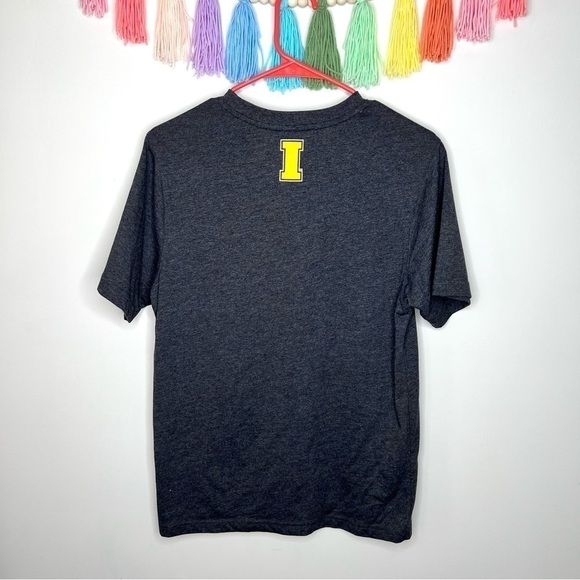 University Iowa Hawkeye Grey Unisex Herkey Short Sleeve Crewneck T-Shirt Small - Picture 6 of 14